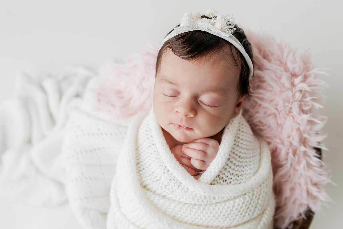 sessão fotografias, sessão infantil, fotografia de crianças, newborn, fotógrafo coimbra, grávida, fotografia newborn, acompanhamento, infantil, smash the cake, fotografias de crianças, foto bebés, 3 meses, 6 meses, 9 meses, foto grávida