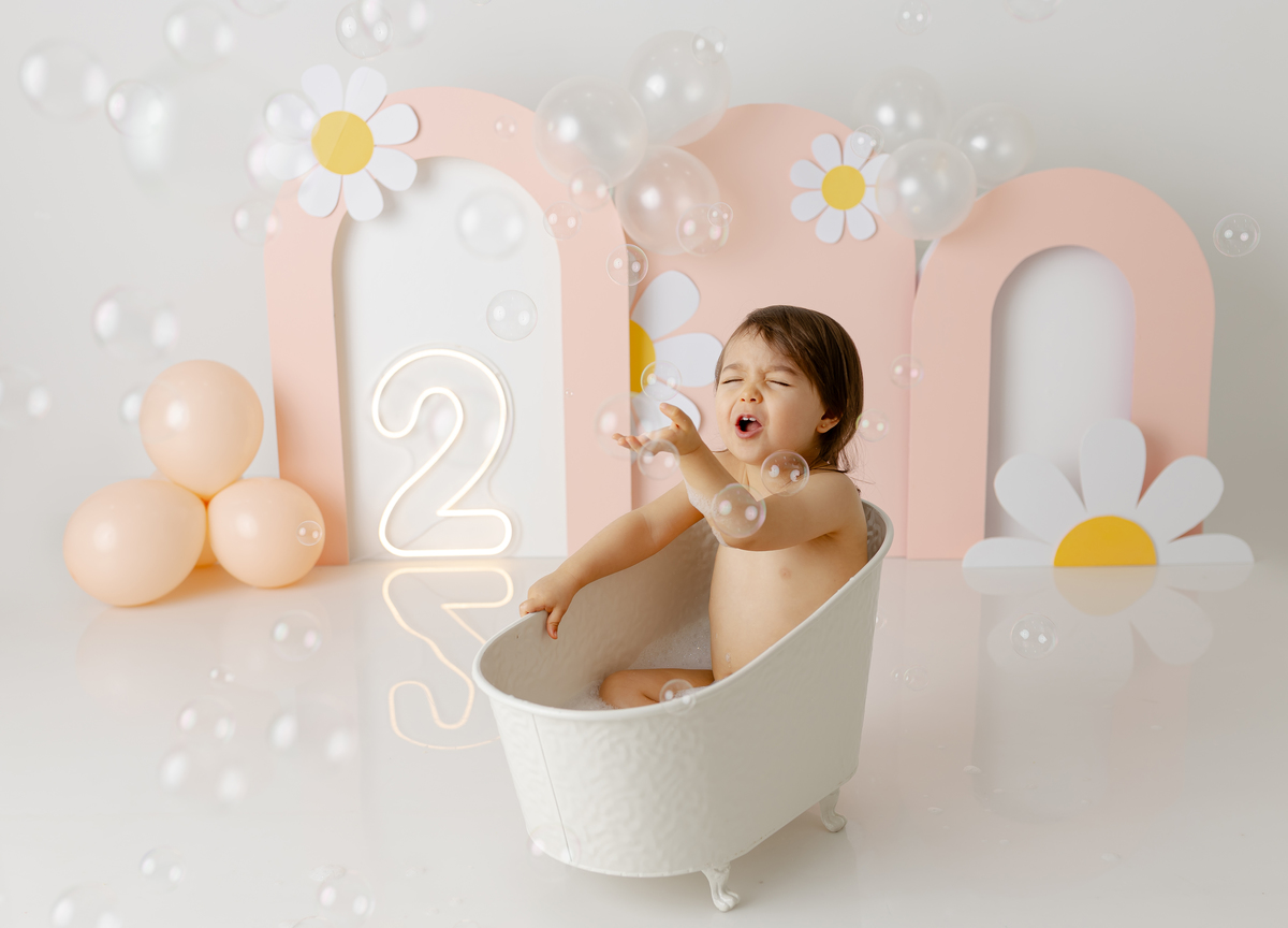 sessão fotografias, sessão infantil, fotografia de crianças, newborn, fotógrafo coimbra, grávida, fotografia newborn, acompanhamento, infantil, smash the cake, fotografias de crianças, foto bebés, 3 meses, 6 meses, 9 meses, foto grávida