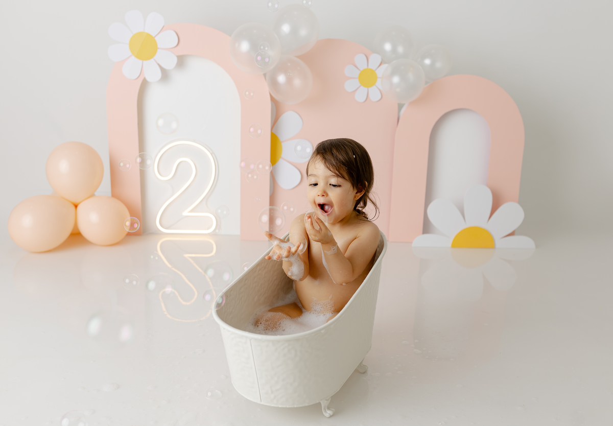 sessão fotografias, sessão infantil, fotografia de crianças, newborn, fotógrafo coimbra, grávida, fotografia newborn, acompanhamento, infantil, smash the cake, fotografias de crianças, foto bebés, 3 meses, 6 meses, 9 meses, foto grávida