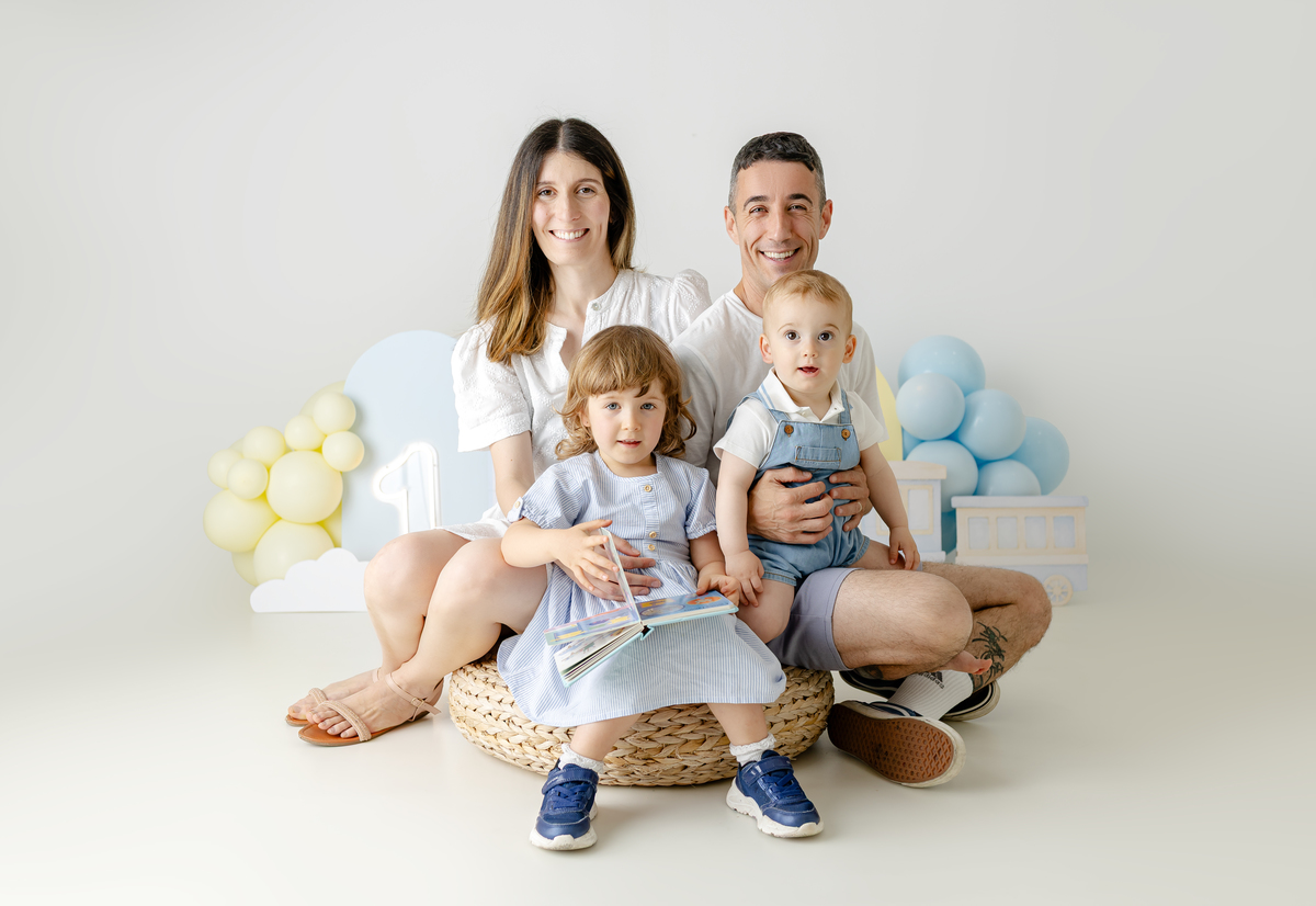 sessão fotografias, sessão infantil, fotografia de crianças, newborn, fotógrafo coimbra, grávida, fotografia newborn, acompanhamento, infantil, smash the cake, fotografias de crianças, foto bebés, 3 meses, 6 meses, 9 meses, foto grávida