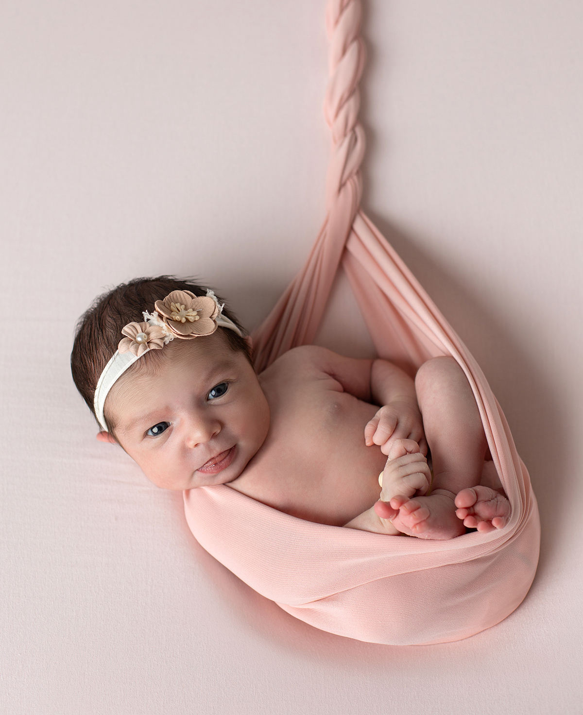 Idealconcept - fotógrafos de recém nascido, NewBorn, fotógrafo de NewBorn de Portugal, Sessão recém-Nascido, coimbra, Viseu, Sessão, Aveiro, Oliveira do Hospital, fotografia recém nascido, Leiria, sessão única, Amor, Fotógrafo Europeu, Arganil,foto bebé