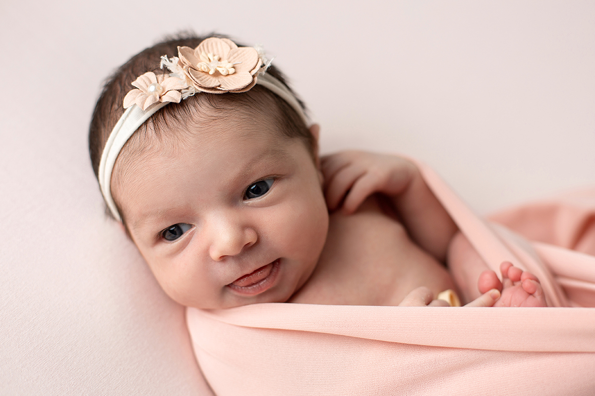 Idealconcept - fotógrafos de recém nascido, NewBorn, fotógrafo de NewBorn de Portugal, Sessão recém-Nascido, coimbra, Viseu, Sessão, Aveiro, Oliveira do Hospital, fotografia recém nascido, Leiria, sessão única, Amor, Fotógrafo Europeu, Arganil,foto bebé