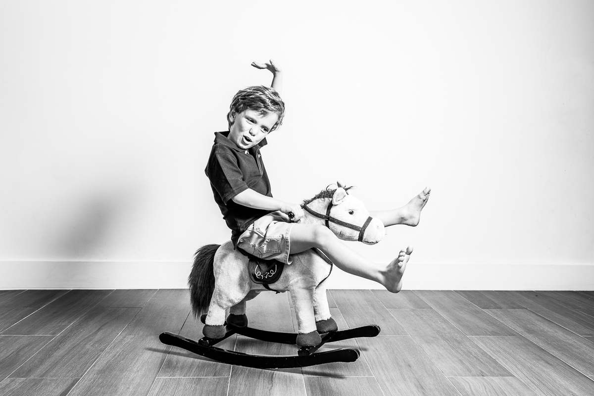 Fotografia de Família, ensaio em casa, ensaio de família, Miami Family Photographer, Ensaio premiado, ensaio em casa, descontração.