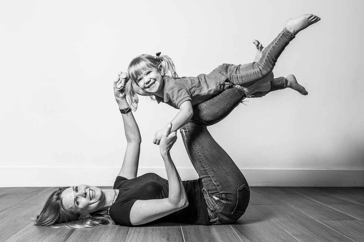 Fotografia de Família, ensaio em casa, ensaio de família, Miami Family Photographer, Ensaio premiado, ensaio em casa, descontração.