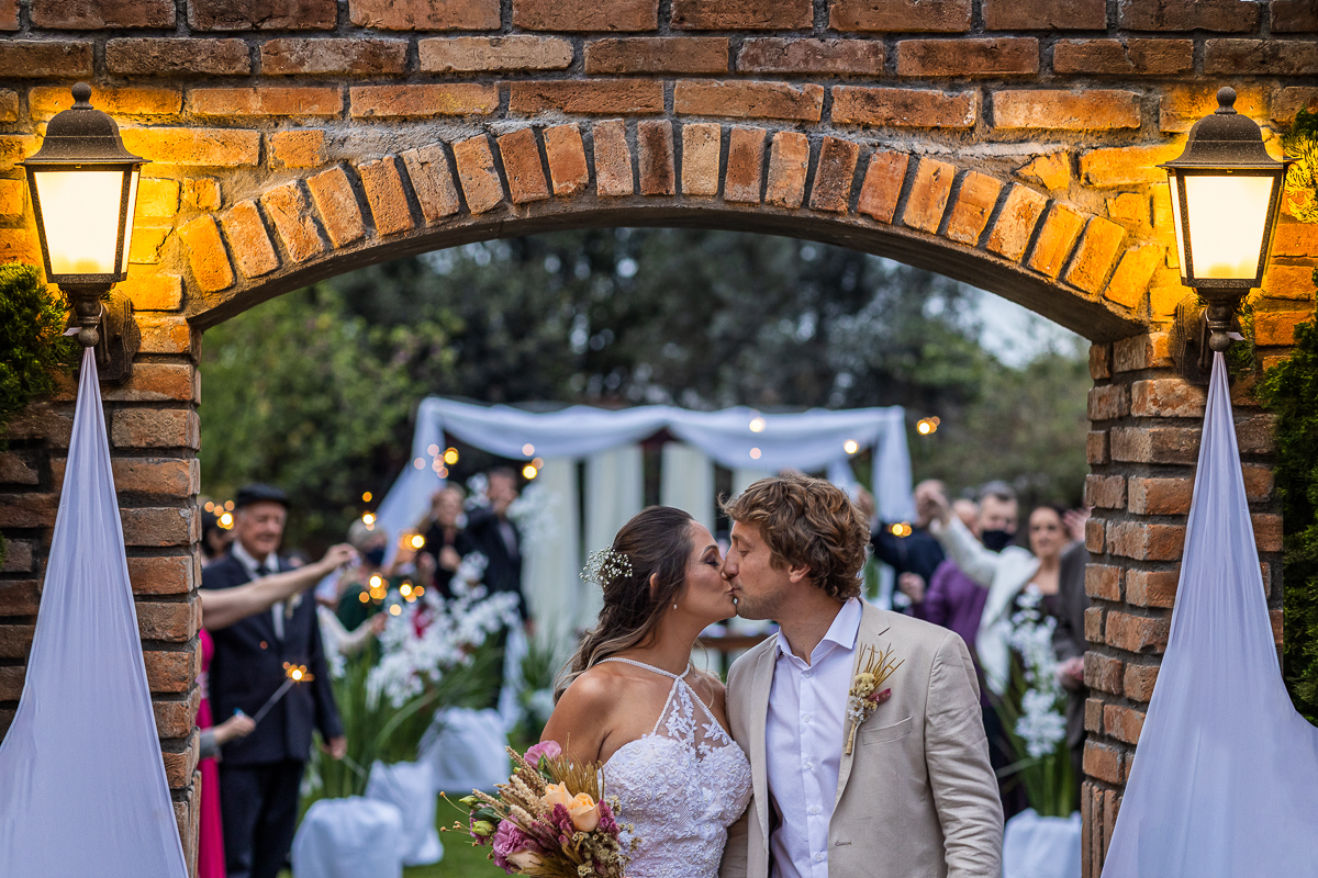 Fotógrafo de casamento Petter Campagna, casamento Caxias do Sul, casamento Renata e Ricardo,
o beijo dos noivos