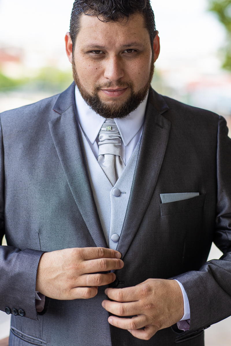 Casamento Daiane e Claudio, retrato  do noivo, casamento na serra, preparação, fotografo de casamento Petter Campagna, casamento Caxias do Sul