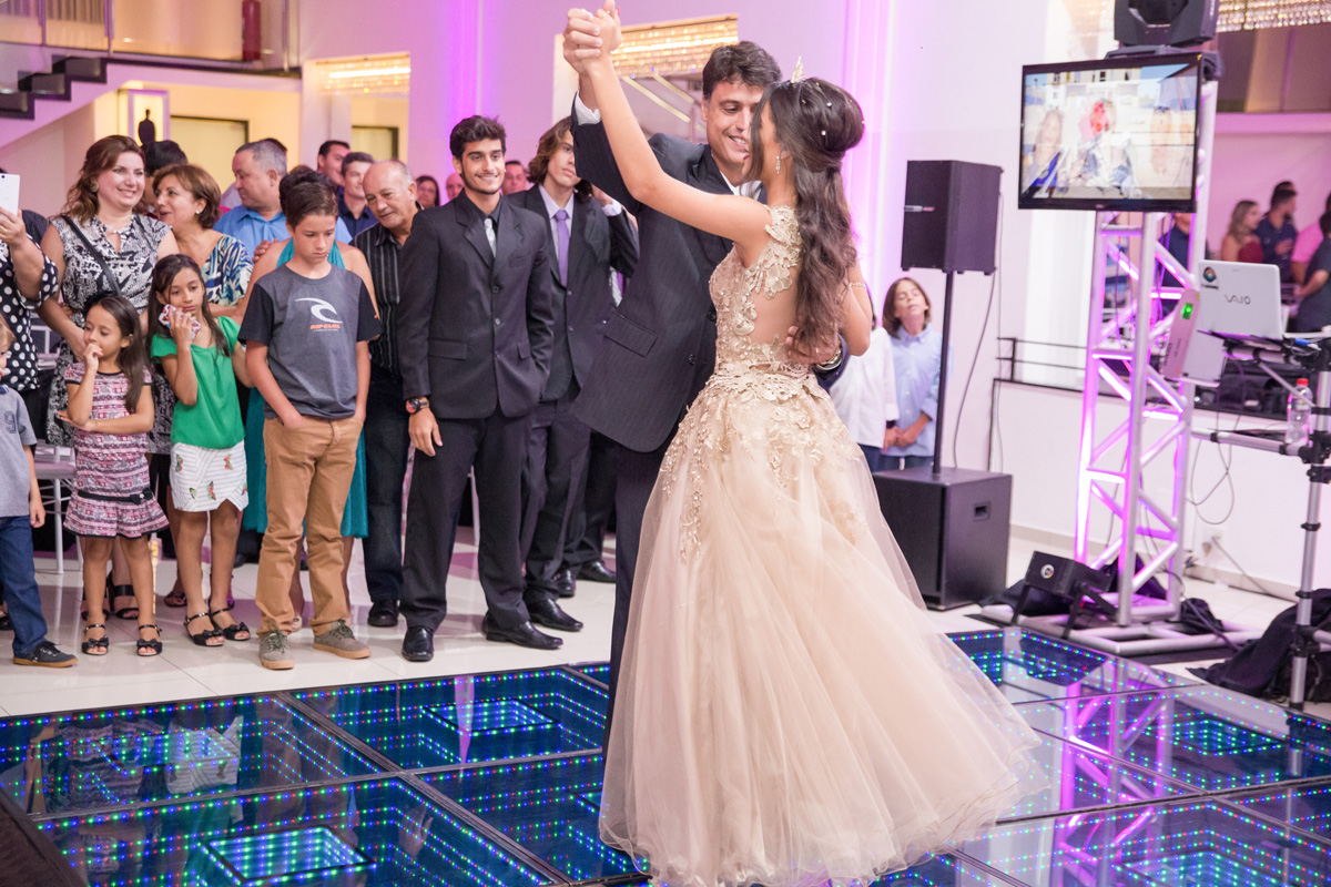 fernando-piccin-fotografia-fotografo-festa-15-anos-lara-debutante-spazio-serata-limeira-sp-brasil