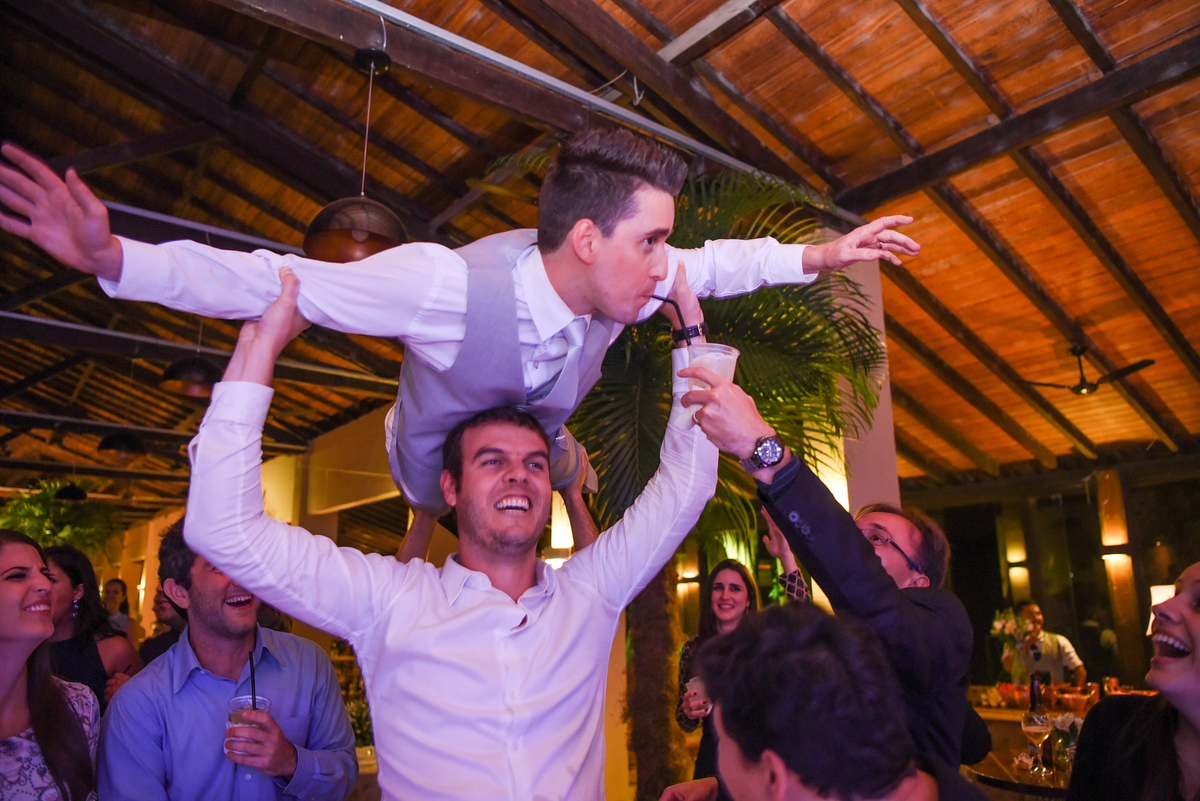 casamento-fotografo-fernando-piccin-giovana-kadu-jaguariuna-festas-eventos-baloes-afesta