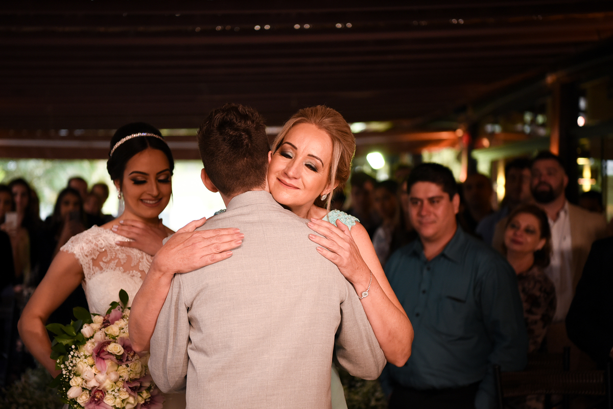 casamento-fotografo-fernando-piccin-giovana-kadu-jaguariuna-festas-eventos-baloes-afesta