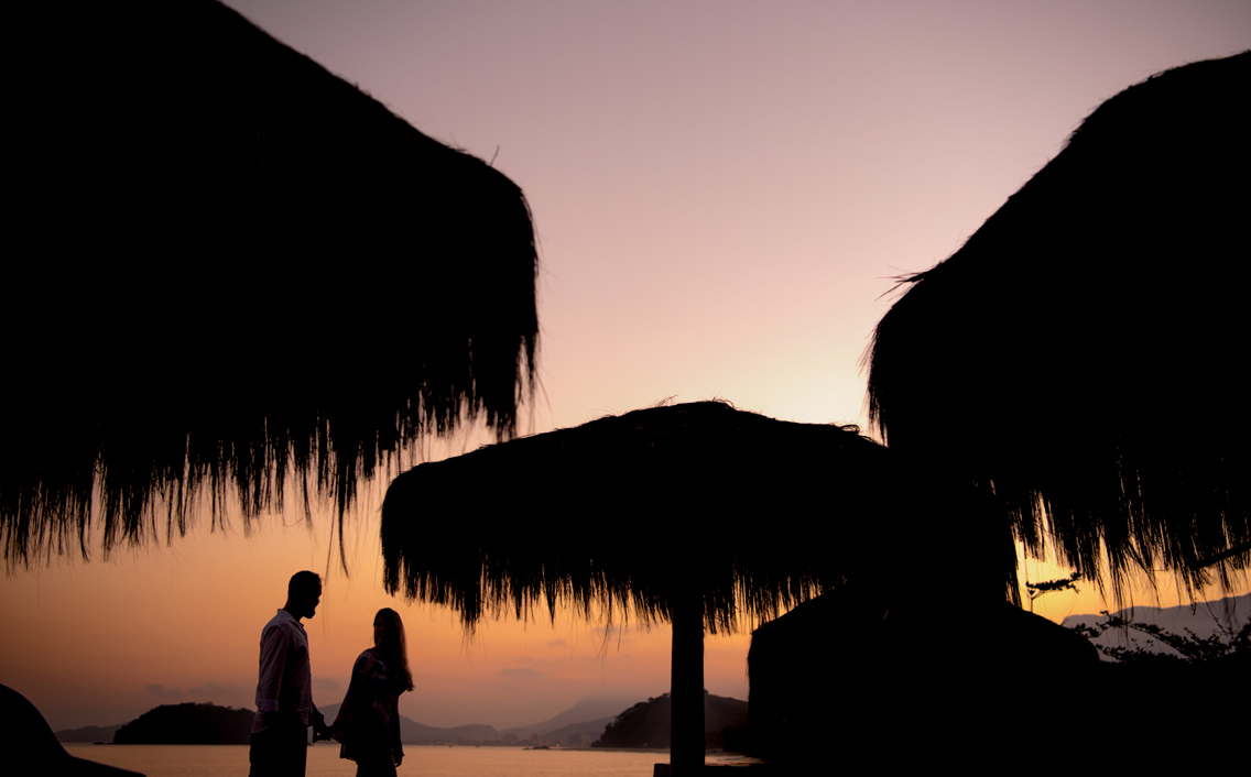 fernando-piccin-fotografo-casamento-praias-ensaio-mar-noivas-vestido