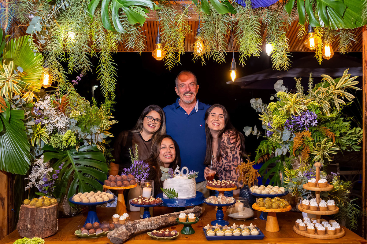 Aniversário Sr. Valdir - Cobertura de aniversário - Caraguatatuba/SP - On Click Fotografia - Festa de aniversário