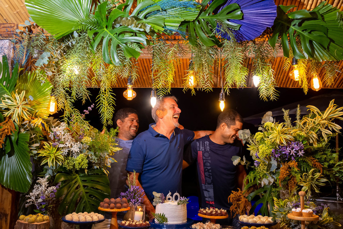 Aniversário Sr. Valdir - Cobertura de aniversário - Caraguatatuba/SP - On Click Fotografia - Festa de aniversário