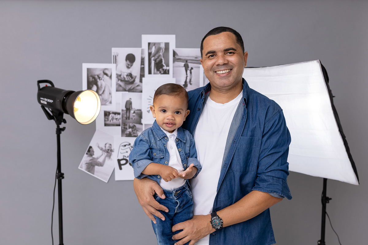 Dia dos Pais 2023 - On Click Fotografia - Cenário Câmera - Ensaio dia dos pais - Caraguatatuba - On Click Fotografia