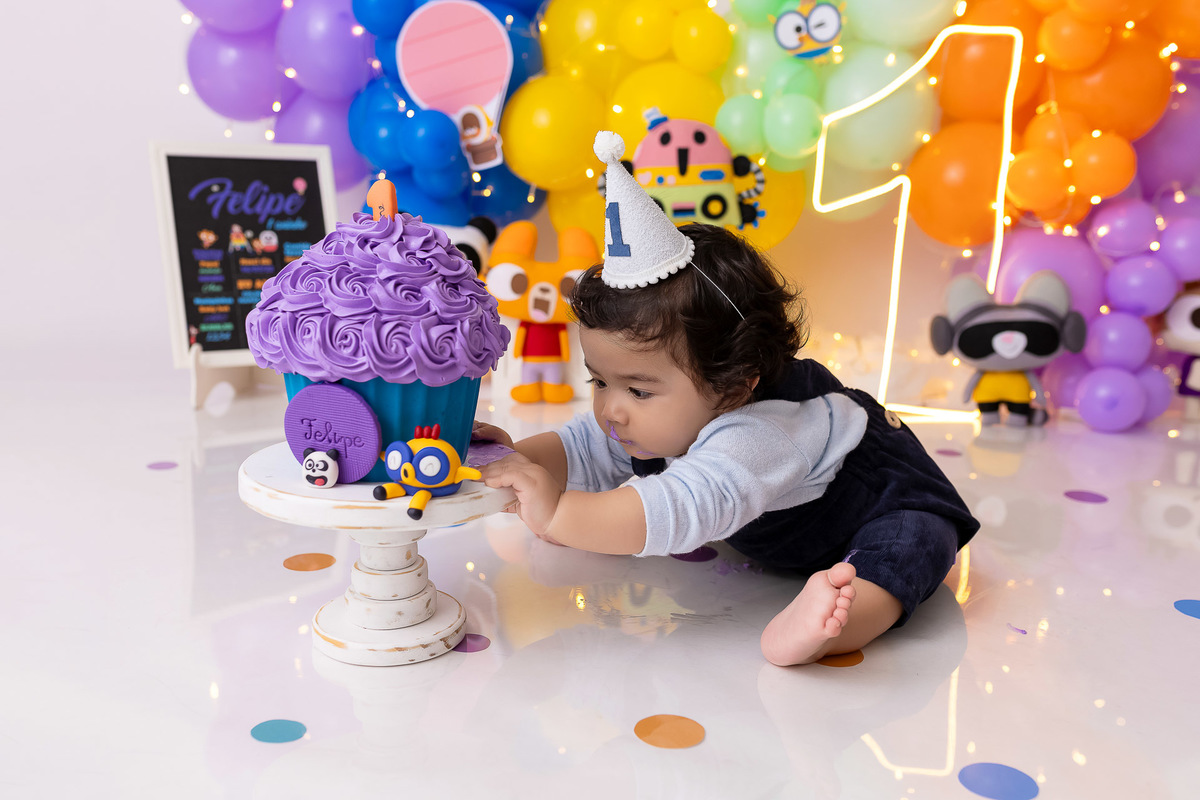 Smash The Cake Bolo - Smash the Cake Comendo bolo - Smash The Cake Menino - Smash The Cake lingo kids - Smash The Cake colorido - Smash The Cake em Estúdio - Smash The Cake Felipe- On Click Fotografia - Estúdio on click fotografia 
