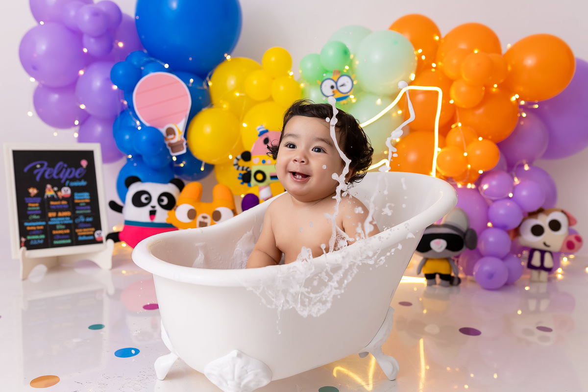 Banho Smash the Cake - Smash the Cake Banheira - Banheira - Smash The Cake Menino - Smash The Cake Menino lingokids - Smash The Cake colorido - Smash The Cake em Estúdio - Smash The Cake Felipe - On Click Fotografia - estúdio on click fotografia 
