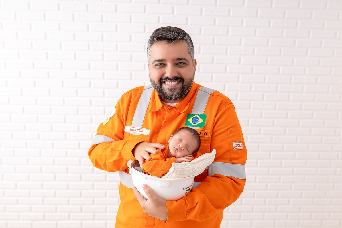  Newborn caraguatatuba - newborn menino petroleiro - newborn menino com pai petrolero- foto recem-nascido caraguatatuba - estúdio fotográfico caragua - newborn Petrobras 