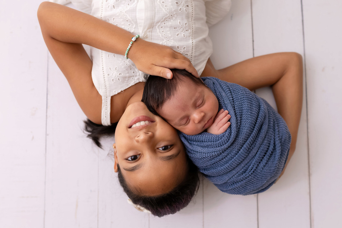 Newborn Ubatuba - Recém-nascido Oliver - Ensaio em estúdio