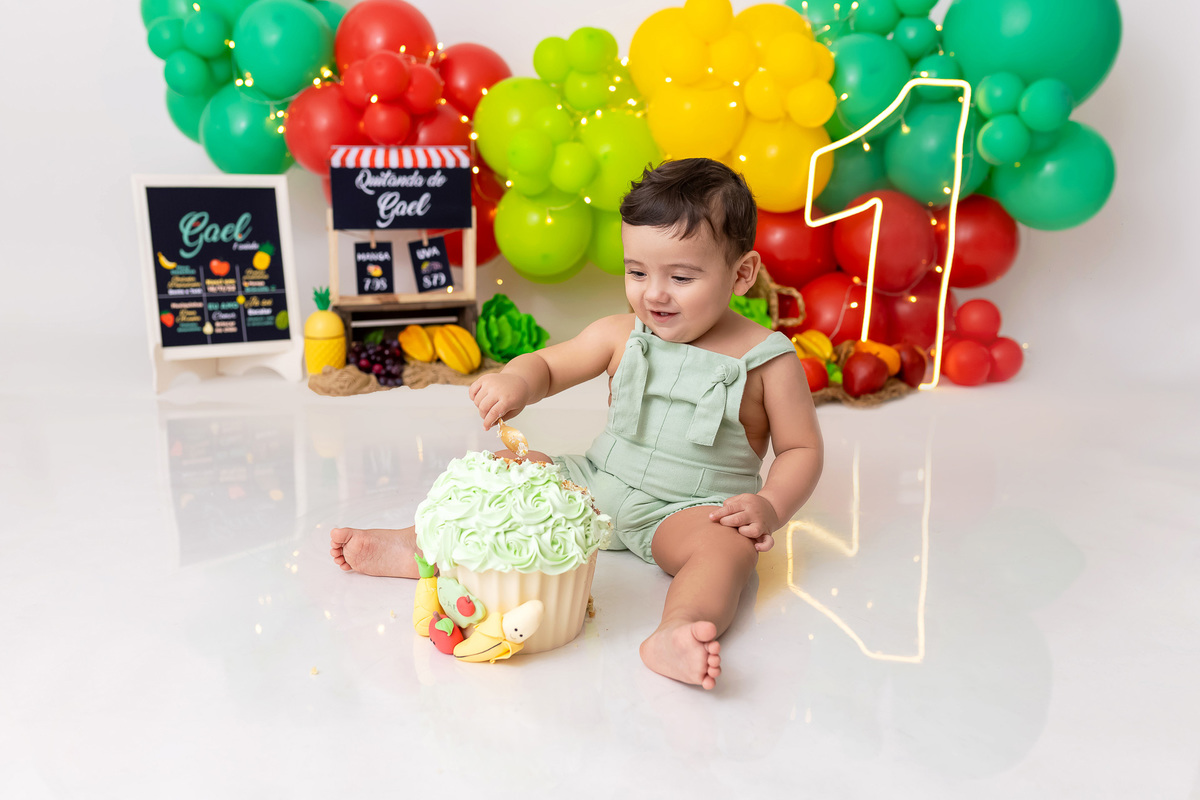 Smash the Cake em Caraguatatuba - Smash the cake tema quitanda - Smash the cake do Gael - Smash the cake tema frutinha