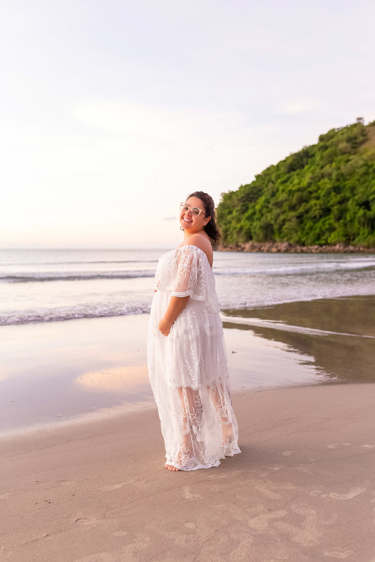 Ensaio gestante na praia - Praia de Guaecá - Primeiro mês da Jhuli gestante - São Sebastião/SP