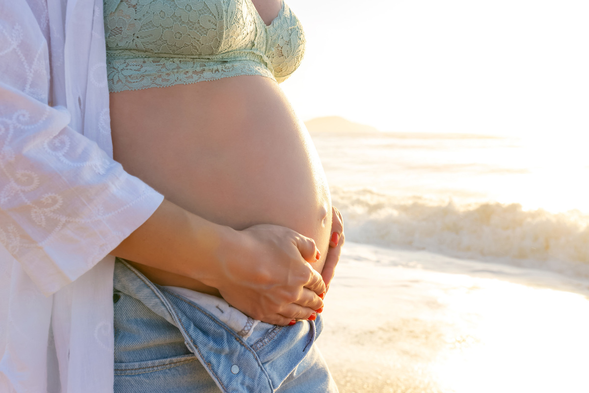Ensaio gestante na praia - Praia do Capricórnio - Caraguatatuba - Gestante Talita