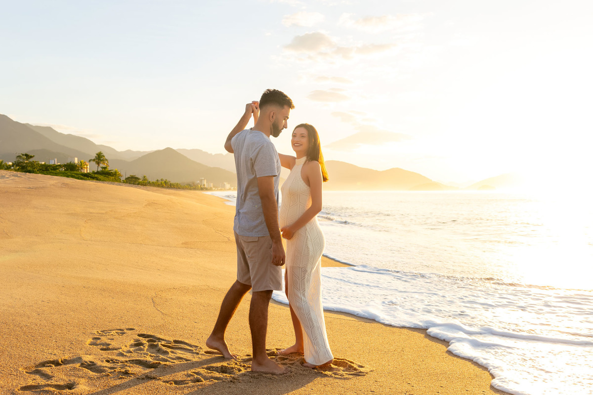 Ensaio gestante na praia - Praia do Capricórnio - Caraguatatuba - Gestante Gabriela
