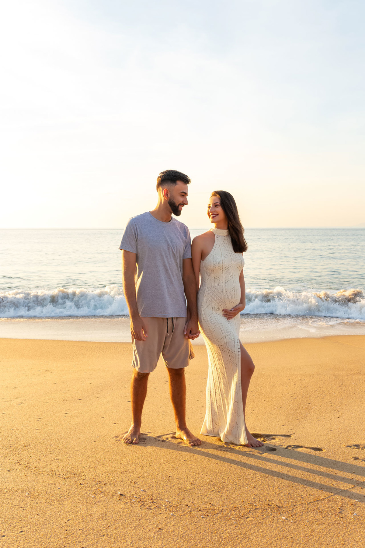 Ensaio gestante na praia - Praia do Capricórnio - Caraguatatuba - Gestante Gabriela