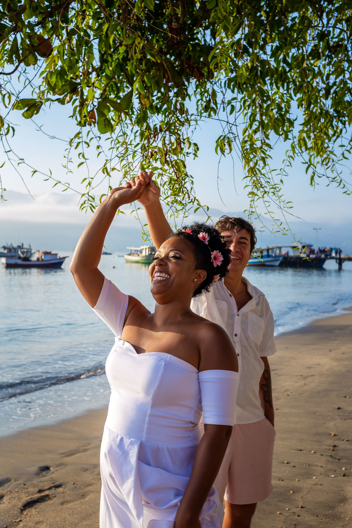 Wedding na praia - Casamento na Praia - São Sebastião - Wedding de Paulo e Michele na praia