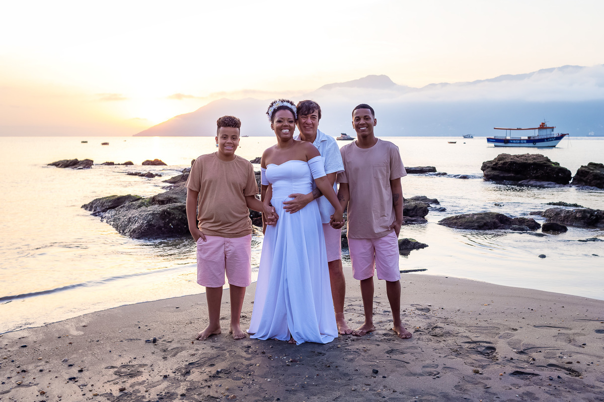 Wedding na praia - Casamento na Praia - São Sebastião - Wedding de Paulo e Michele na praia