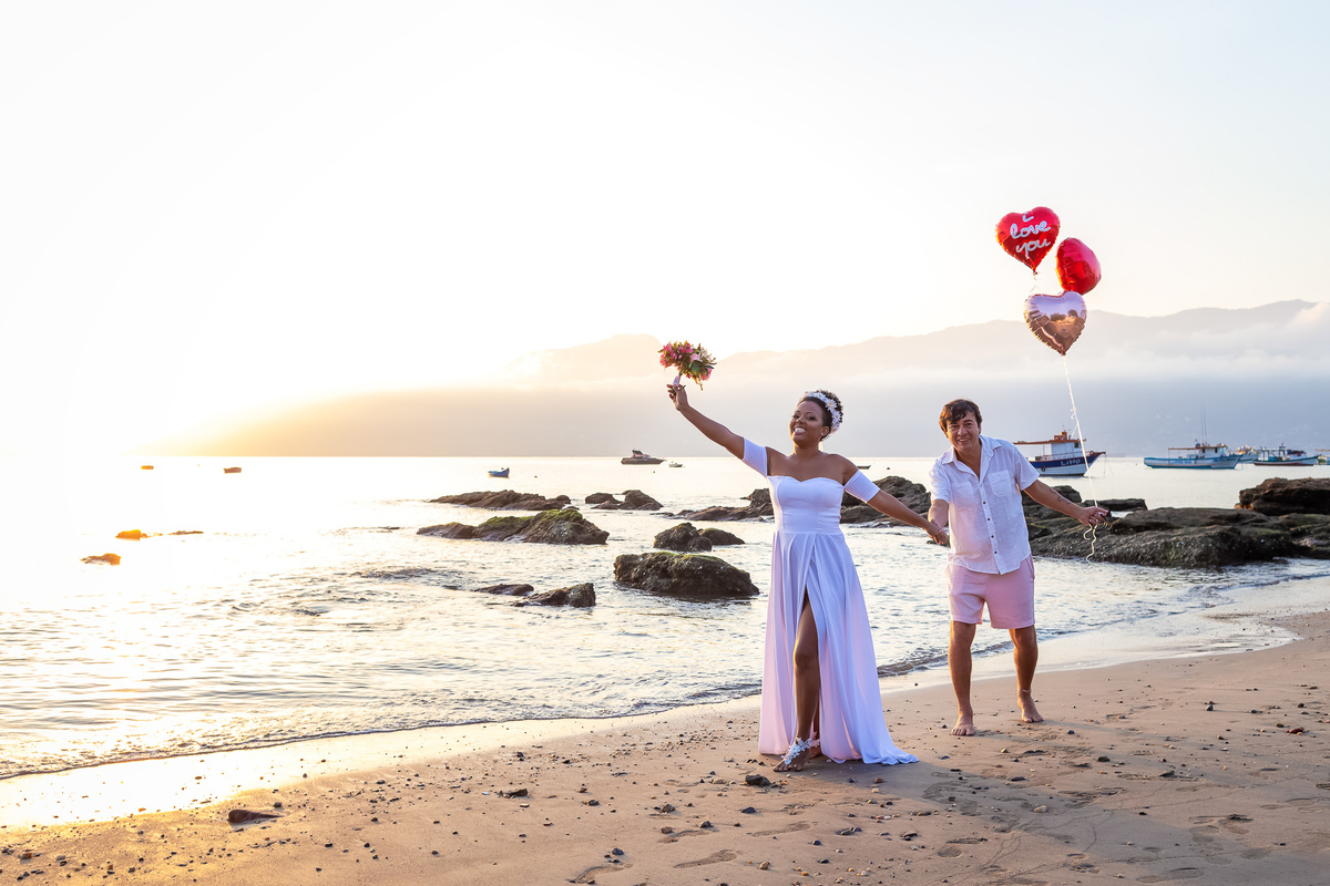 Wedding na praia - Casamento na Praia - São Sebastião - Wedding de Paulo e Michele na praia