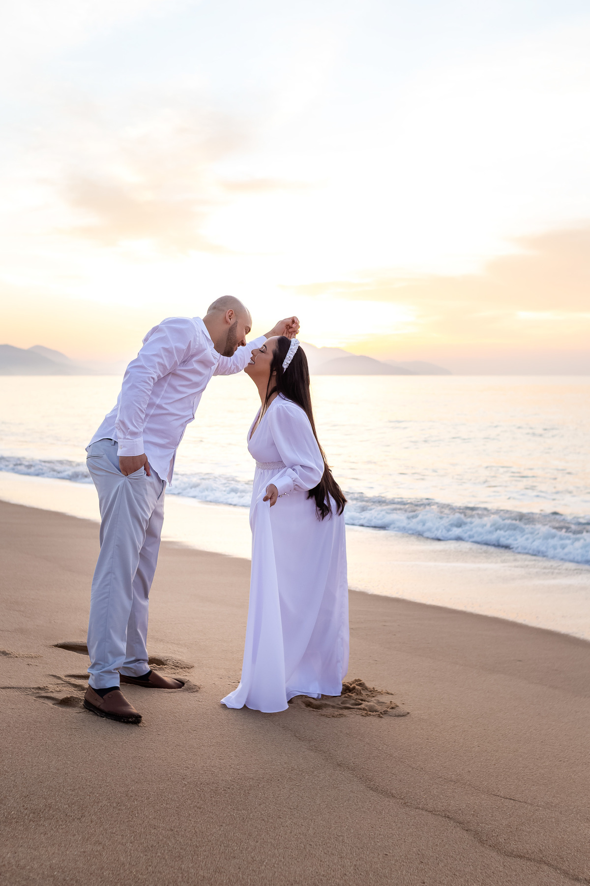 Ensaio wedding Caraguatatuba - Fotógrafo de Casamento - Ensaio na praia da Lagoa Azul em Caraguatatuba - Ensaio de Daniele e Lucas
