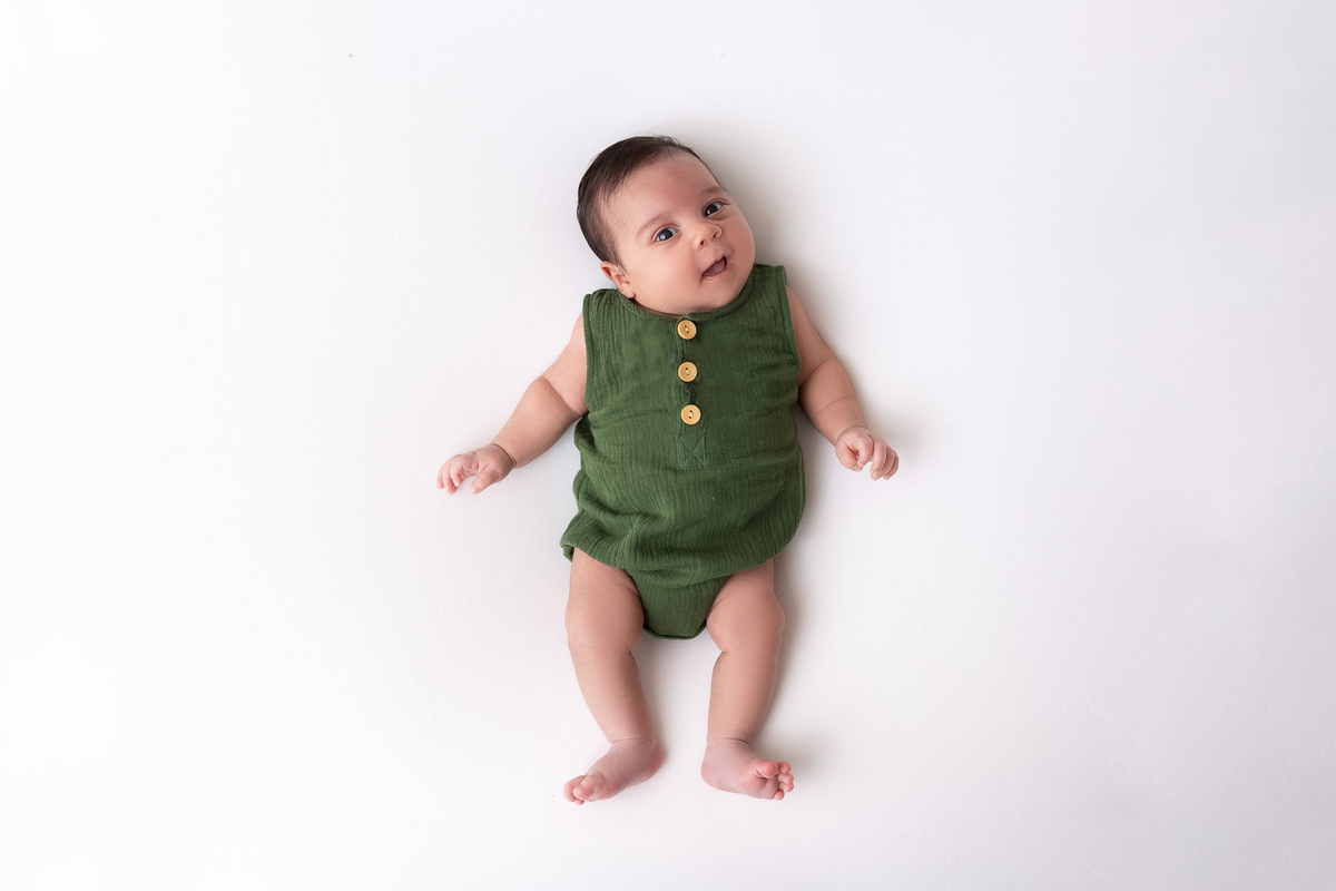 Acompanhamento Oliver - Ensaio infantil Caraguatatuba - Ensaio de 1 mês