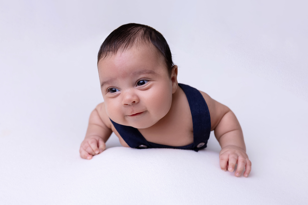 Acompanhamento Oliver - Ensaio infantil Caraguatatuba - Ensaio de 2 meses