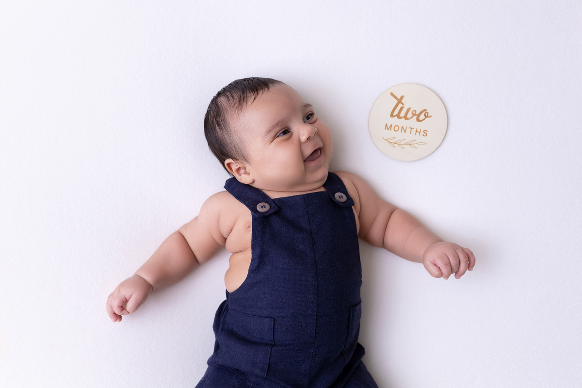 Acompanhamento Oliver - Ensaio infantil Caraguatatuba - Ensaio de 2 meses