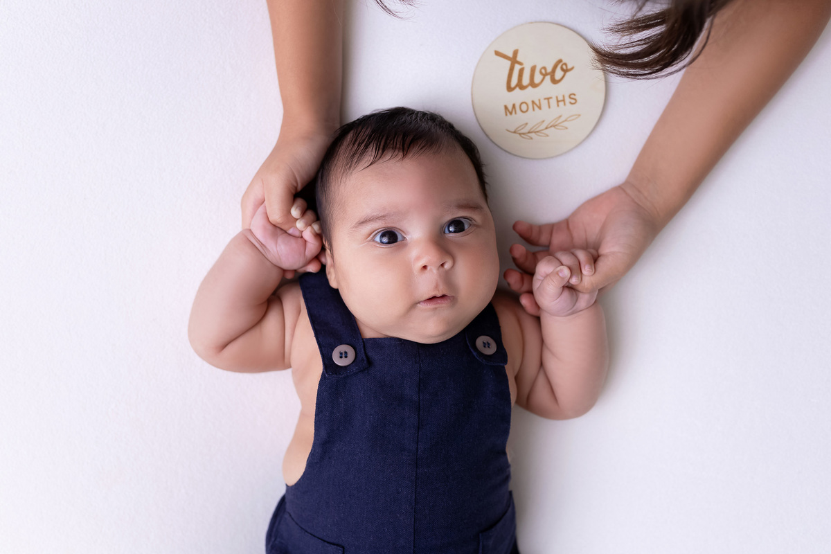 Acompanhamento Oliver - Ensaio infantil Caraguatatuba - Ensaio de 2 meses