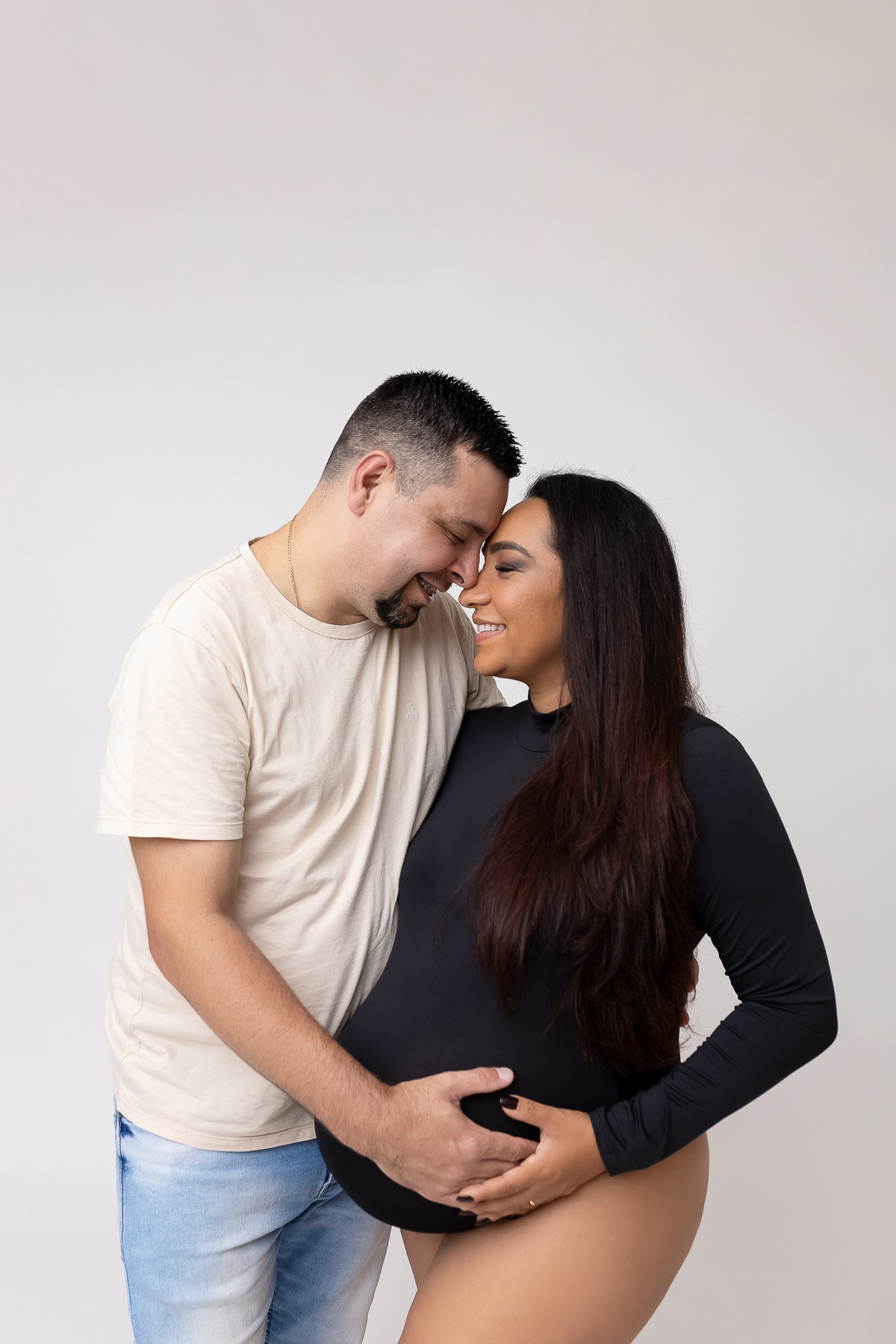 Ensaio gestante em Caraguatatuba - Ensaio gestante estúdio - Estúdio Fotógrafico Caraguatatuba - Gestante Karina - Fotógrafa Caraguatatuba