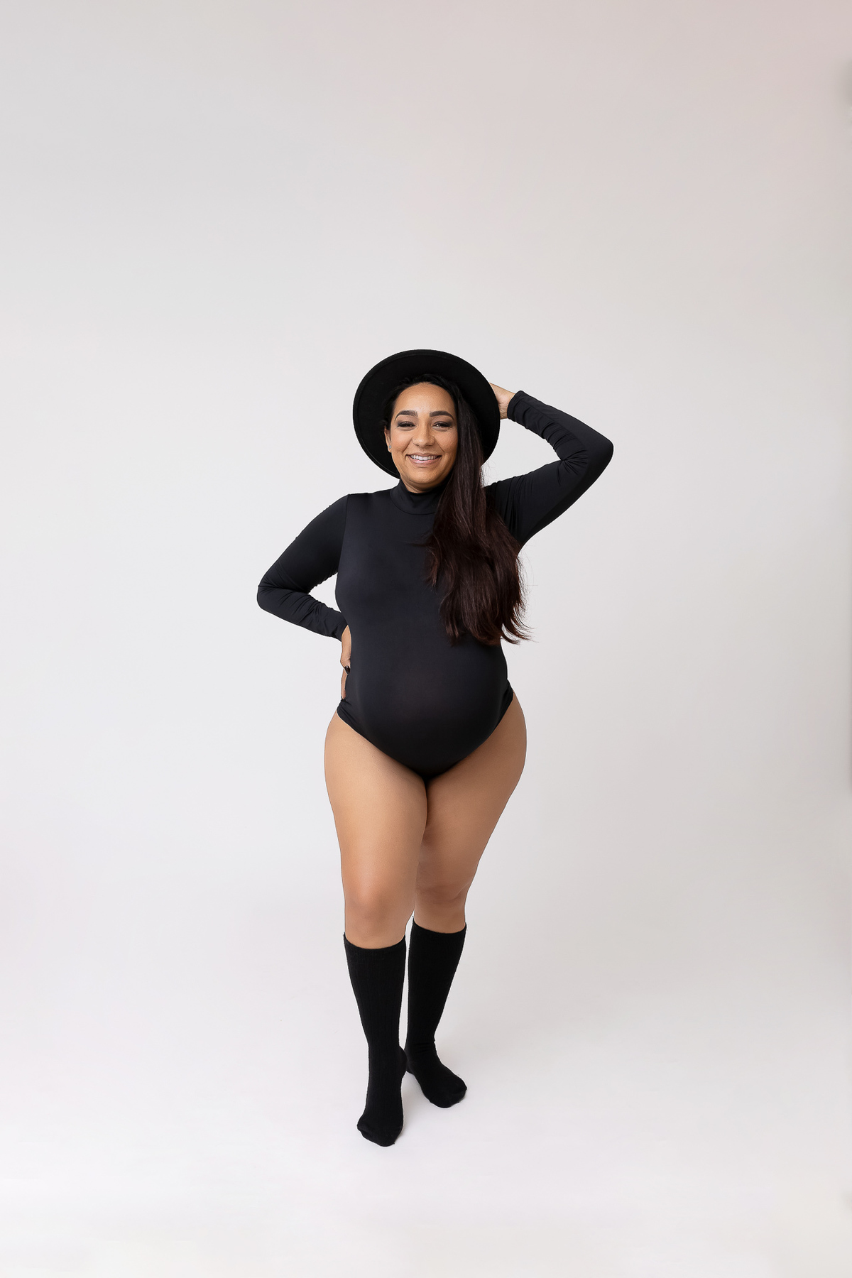 Ensaio gestante em Caraguatatuba - Ensaio gestante estúdio - Estúdio Fotógrafico Caraguatatuba - Gestante Karina - Fotógrafa Caraguatatuba