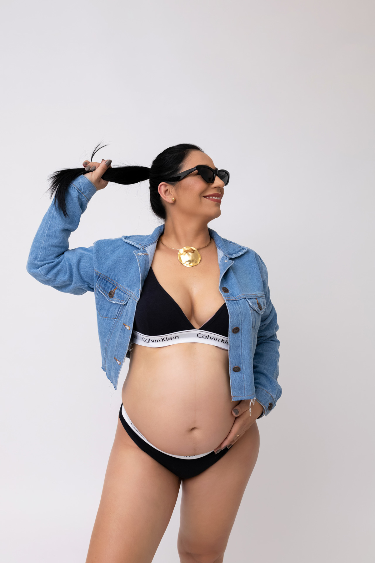 Ensaio gestante em Caraguatatuba - Ensaio gestante estúdio - Estúdio Fotógrafico Caraguatatuba - Gestante Grazi - Fotógrafa Caraguatatuba