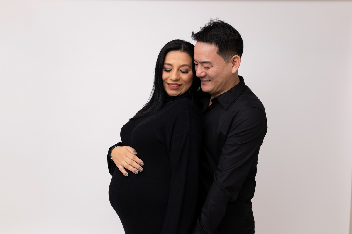 Ensaio gestante em Caraguatatuba - Ensaio gestante estúdio - Estúdio Fotógrafico Caraguatatuba - Gestante Grazi - Fotógrafa Caraguatatuba