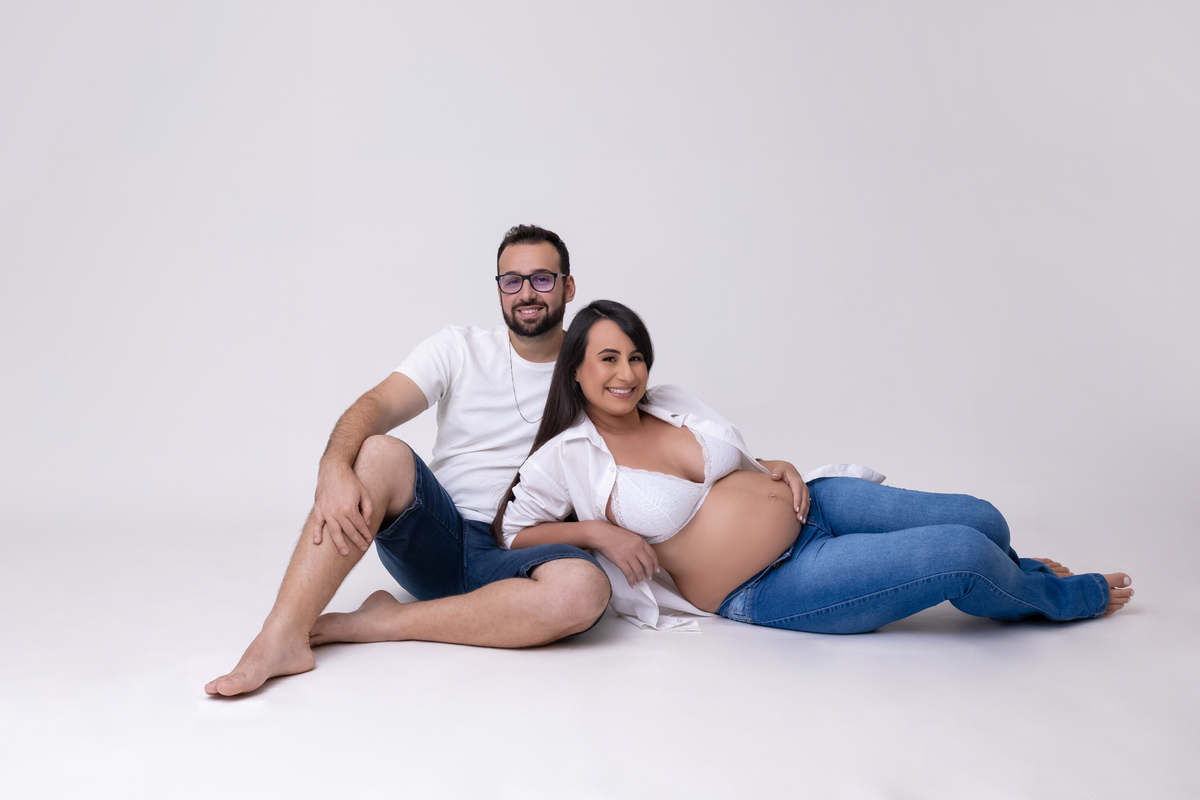 Ensaio gestante em Caraguatatuba - Ensaio gestante estúdio - Estúdio Fotógrafico Caraguatatuba - Gestante Caroline - Fotógrafa Caraguatatuba