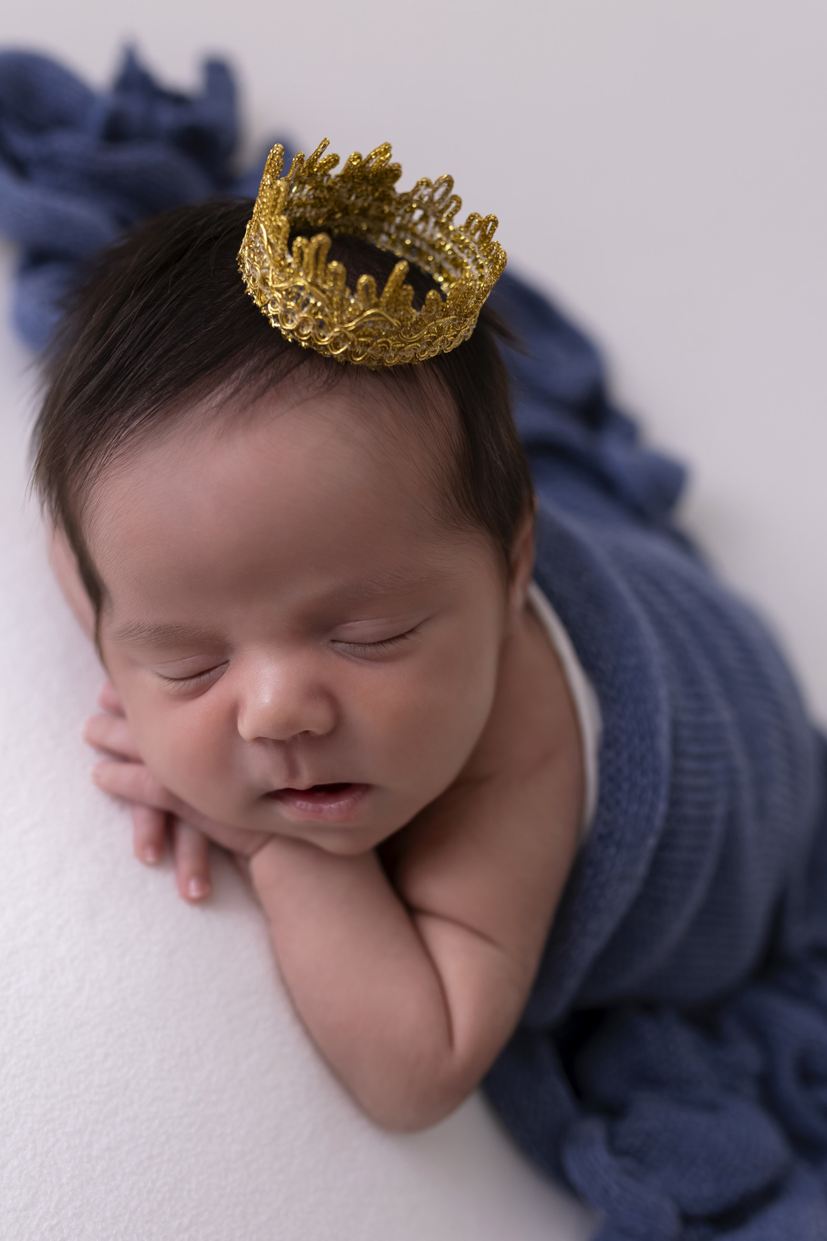 Fotografia newborn Caraguatatuba, bebê Isaac com 24 dias.