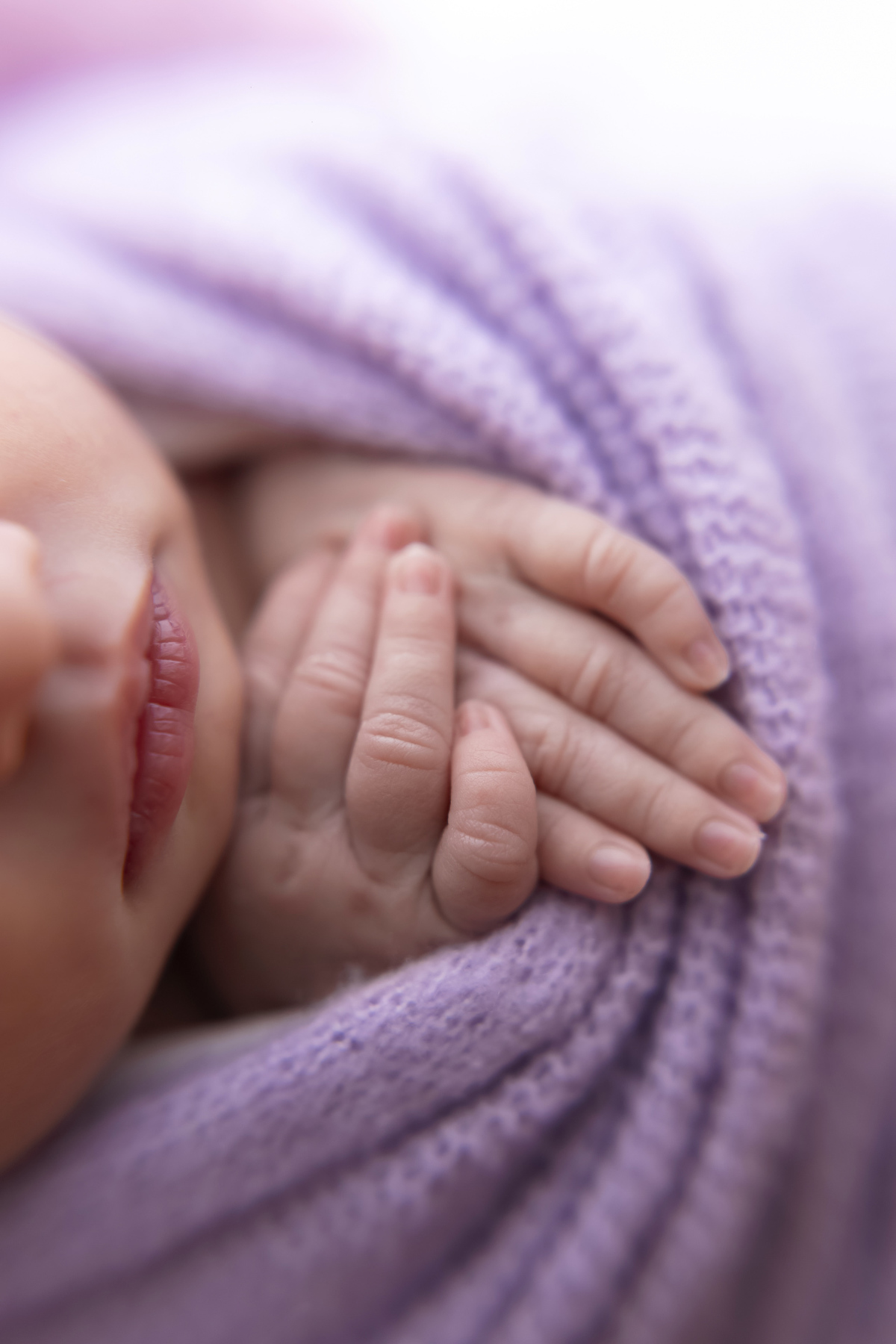 Ensaio newborn da Sofia em estúdio em Caraguatatuba – especialista newborn 