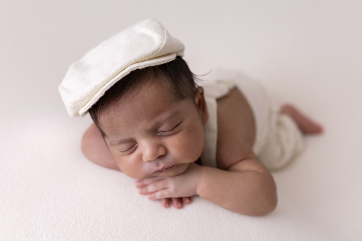 Newborn do Miguel - Estúdio Caraguatatuba – fotografia newborn - fotógrafa caragua