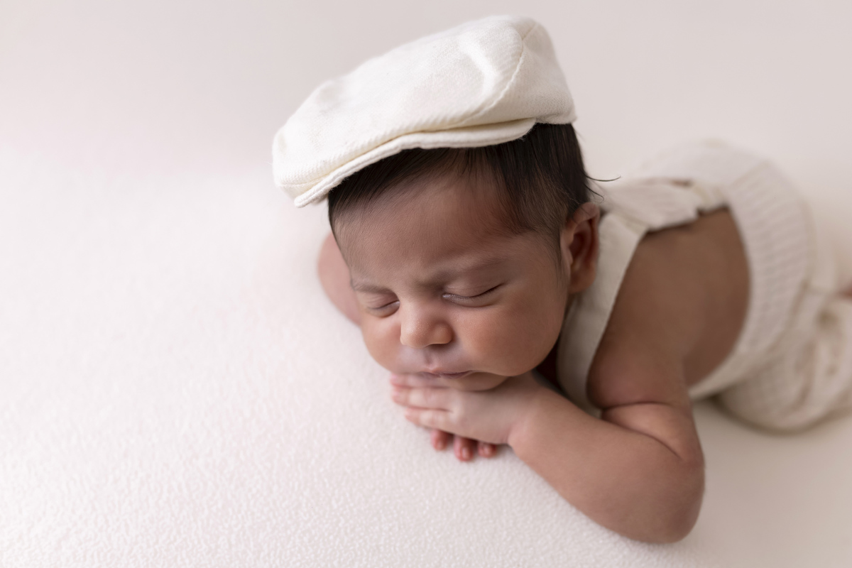 Newborn do Miguel - Estúdio Caraguatatuba – fotografia newborn - fotógrafa caragua