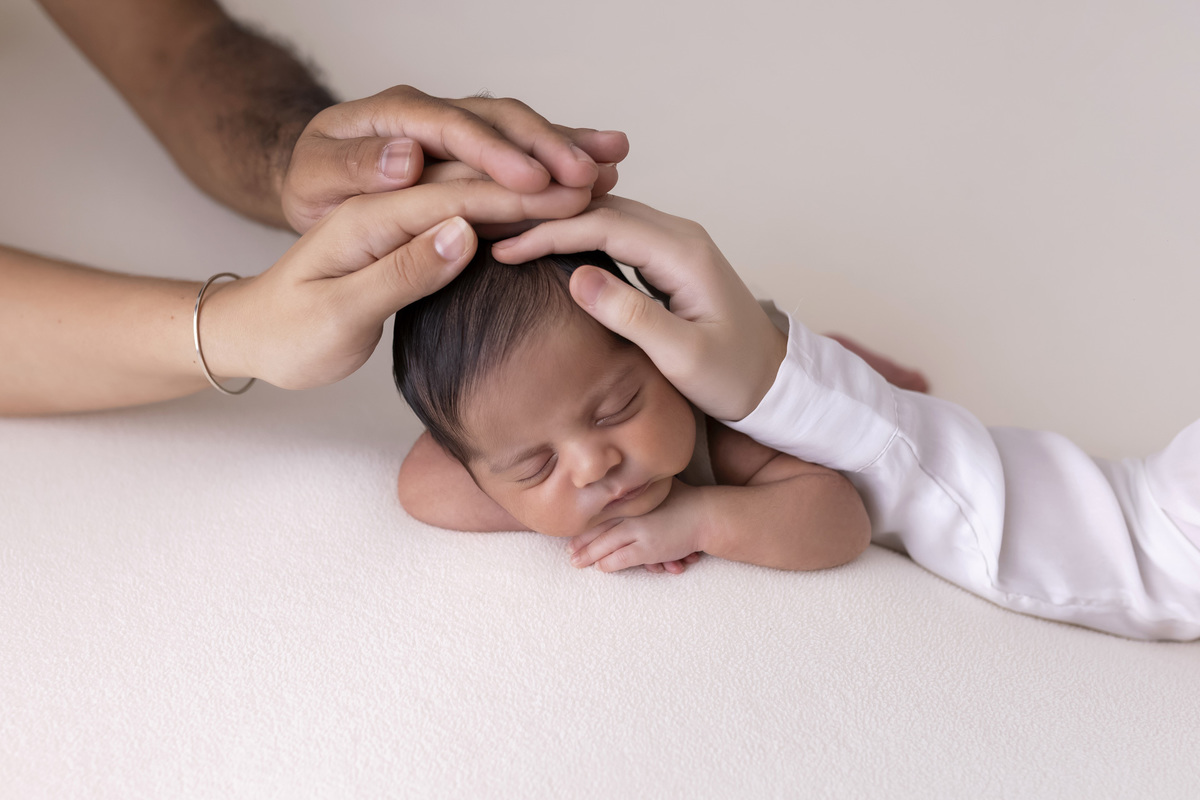 Newborn do Miguel - Estúdio Caraguatatuba – fotografia newborn - fotógrafa caragua