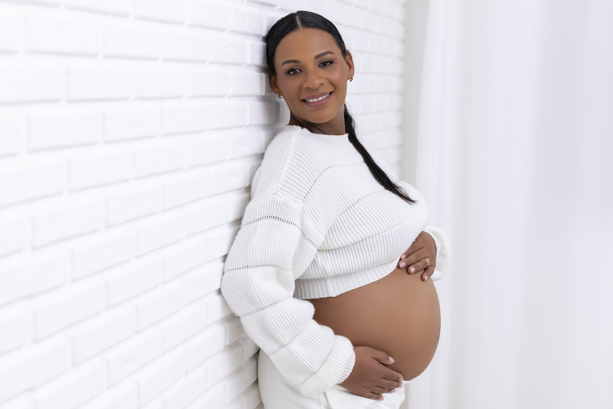 Ensaio gestante no estúdio - Ensaio gestante em Caraguatatuba - Ensaio gestante da Geiza