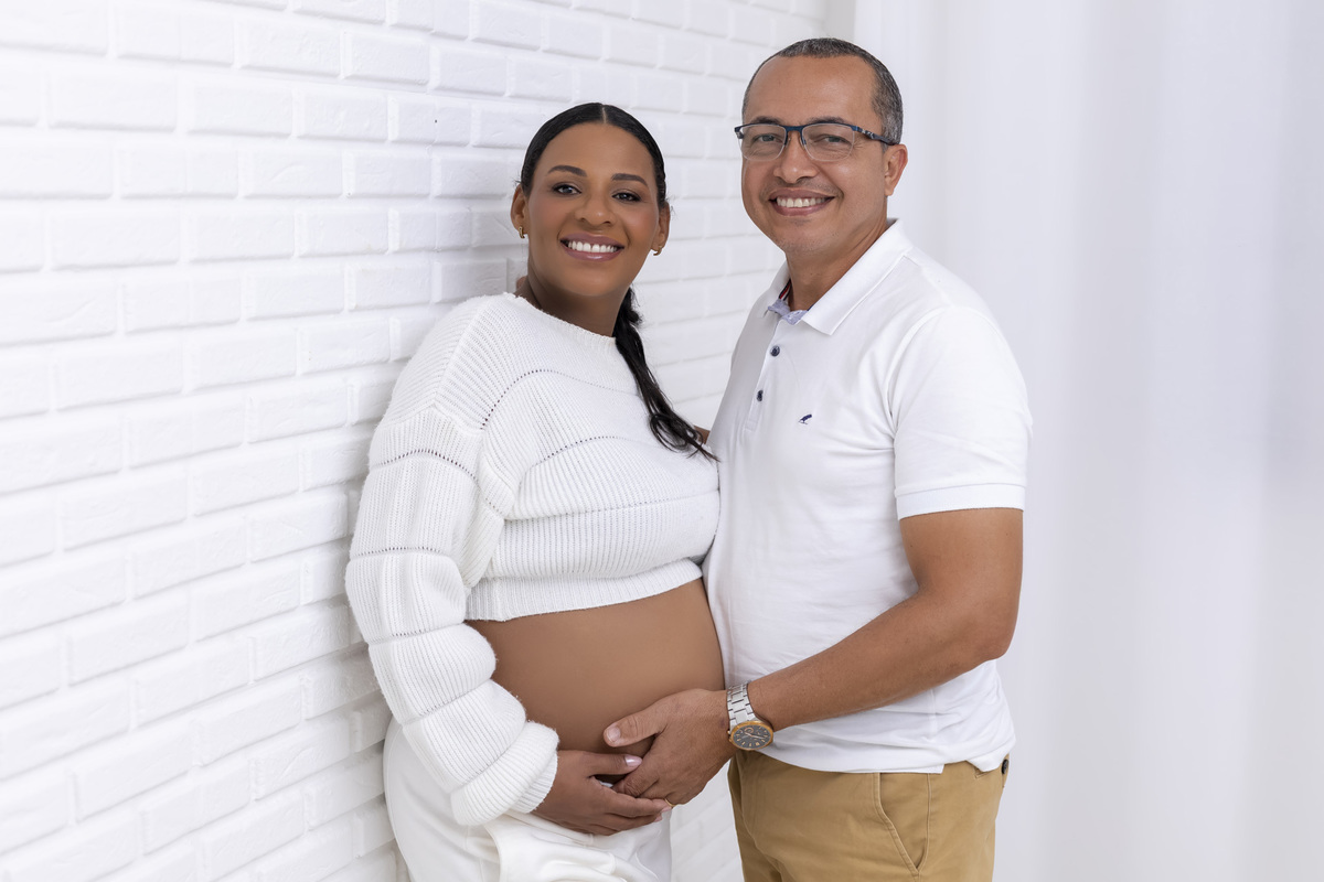 Ensaio gestante no estúdio - Ensaio gestante em Caraguatatuba - Ensaio gestante da Geiza