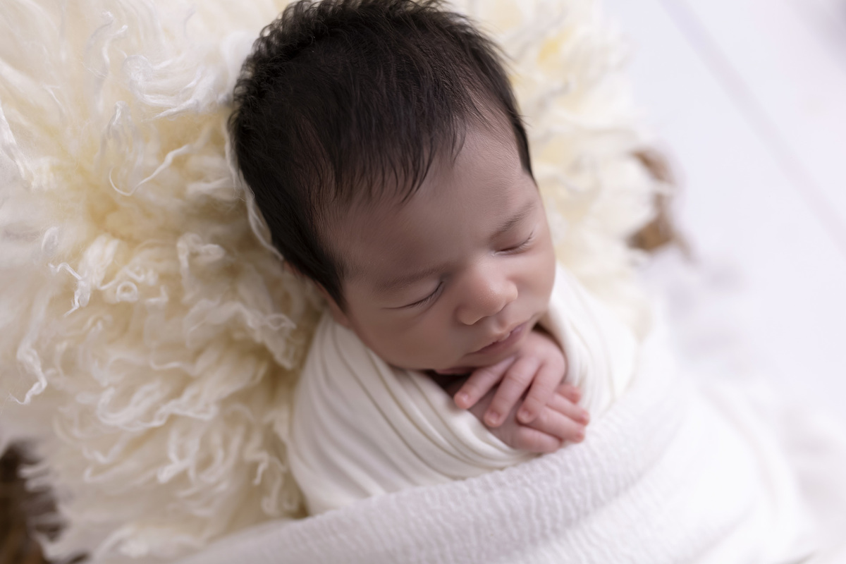 Fotógrafa Newborn em Caraguatatuba | Ensaio newborn do Bernardo