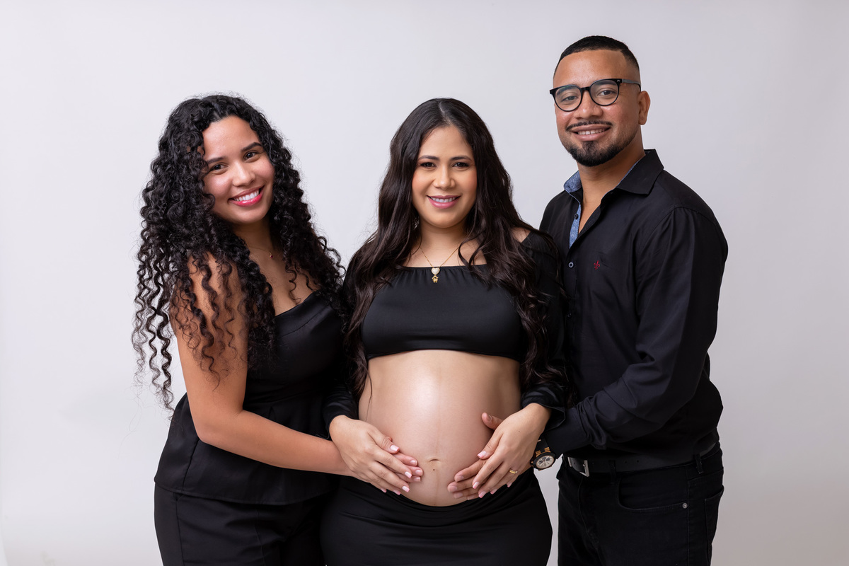 Ensaio gestante em Caraguatatuba | Gestante Paula | Ensaio no estúdio em Caraguatatuba