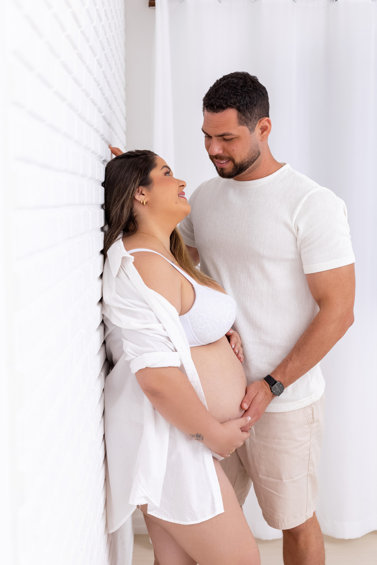 Ensaio gestante em estúdio realizado em Caraguatatuba | Gestante da Juliana