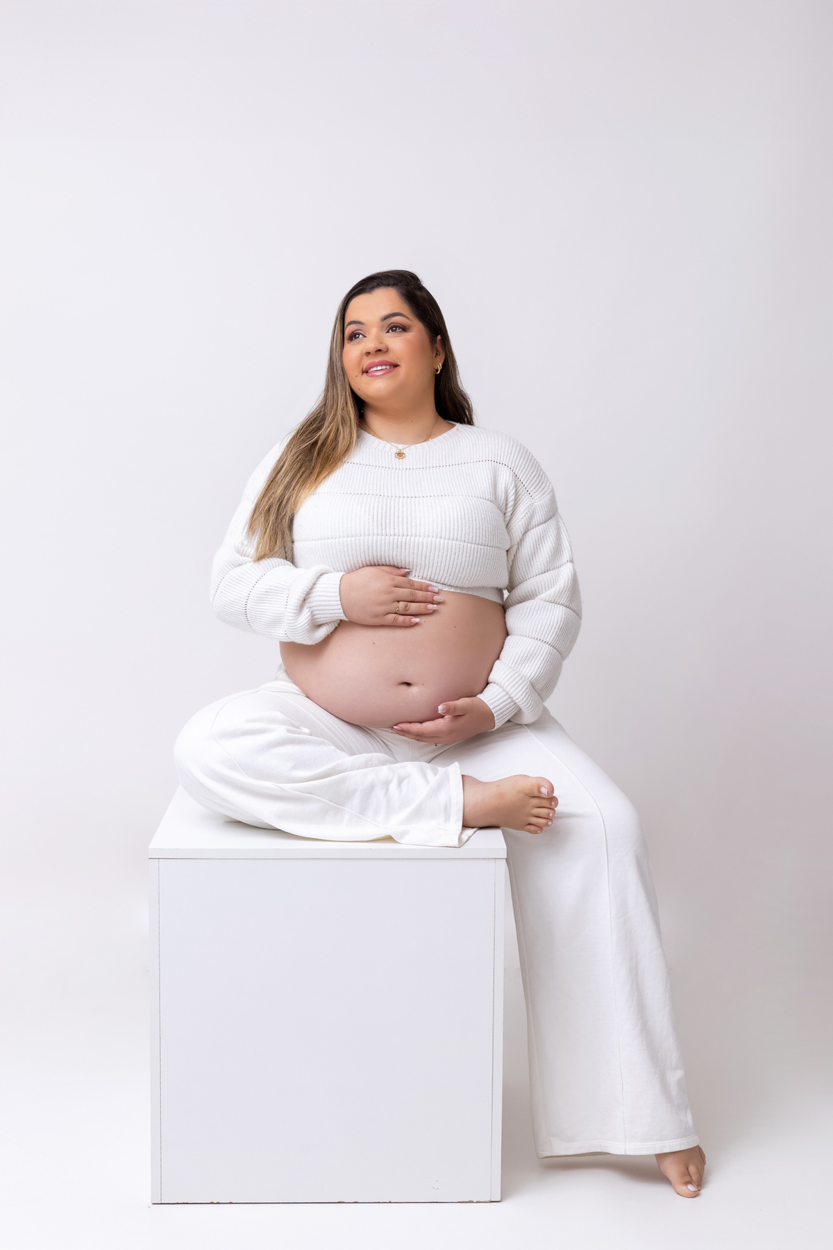 Ensaio gestante em estúdio realizado em Caraguatatuba | Gestante da Juliana